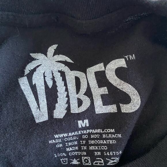VIBES LEGENDARY Men's Tshirt Sz M - Picture 5 of 5